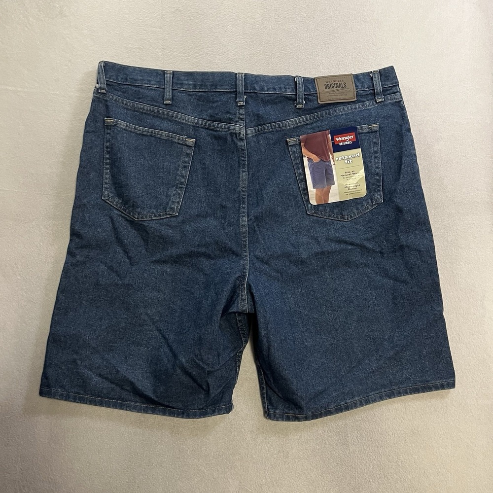 Wrangler Jean Shorts Men's Size 46 Medium Wash 606T3MS Relaxed Fit NWT
